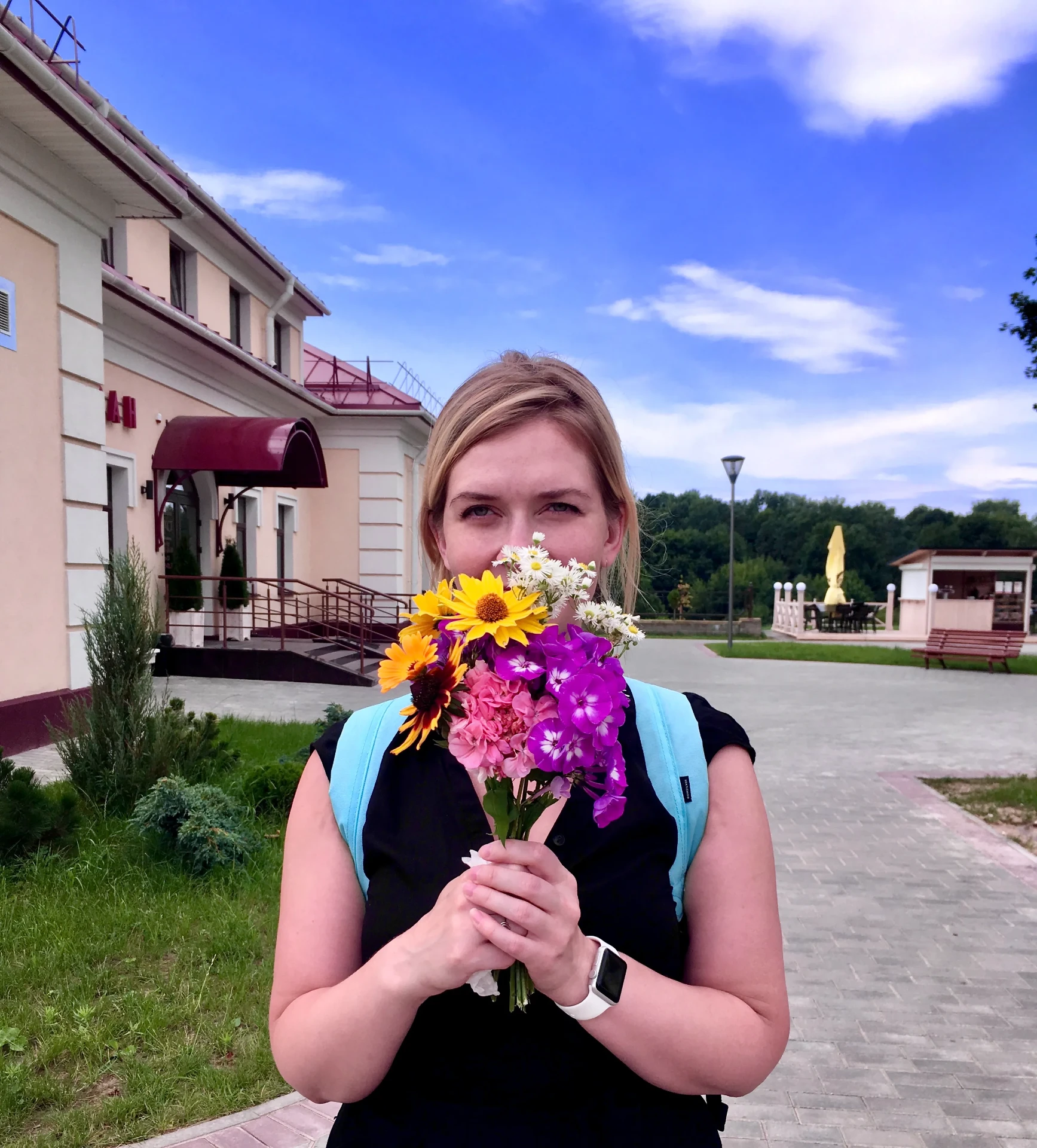 Елена — косметолог